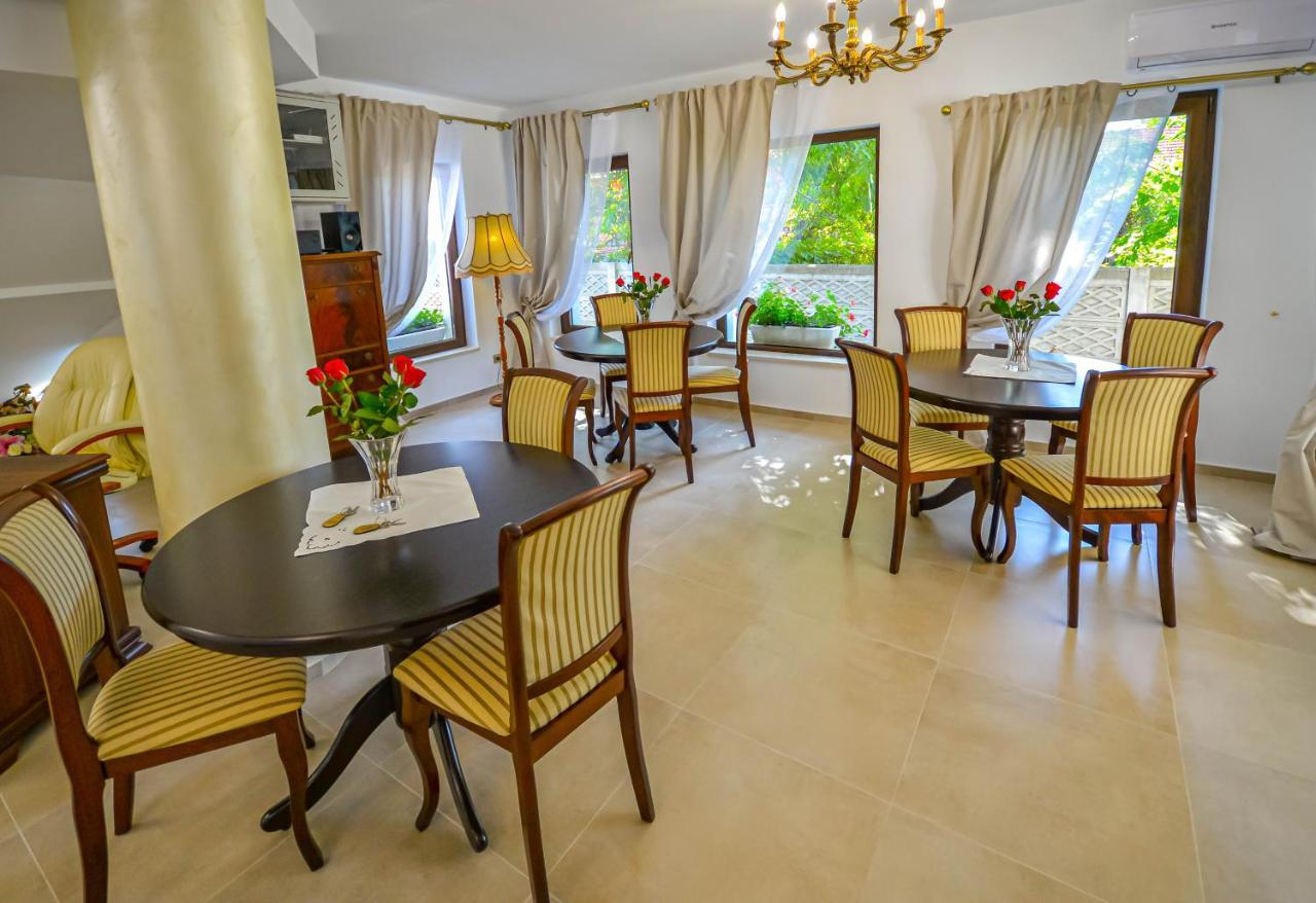 Casa Mora Hotel Deva Eksteriør billede